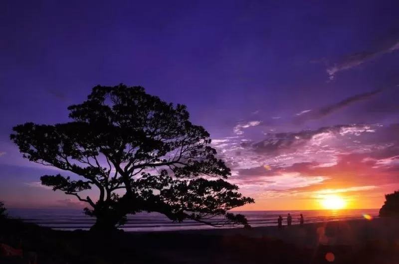 Pantai Pok Tunggal