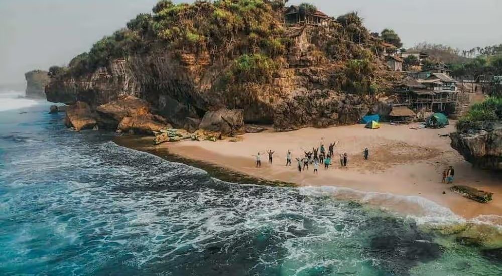 Pantai Watulawang
